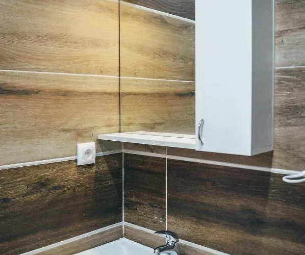 Lena * Баня-Ковиляча