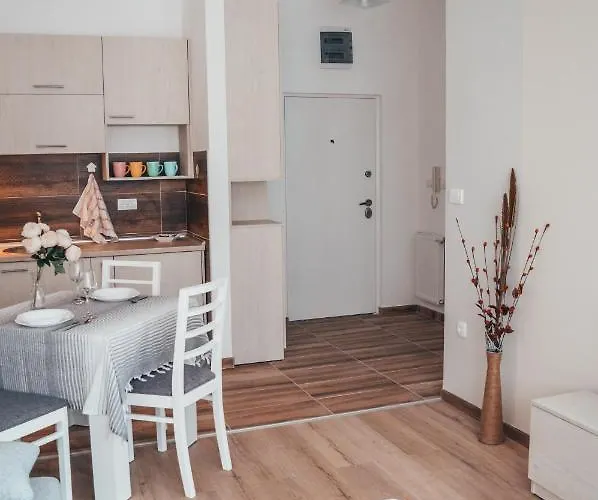 Апартаменты Lena