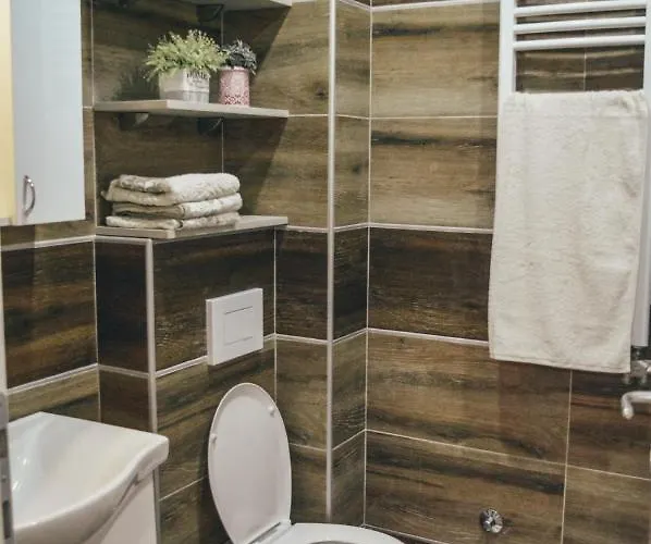 Lena Апартаменты