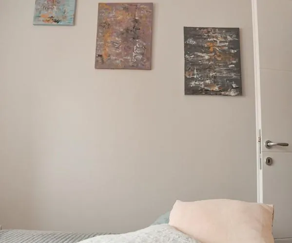 Lena Апартаменты *