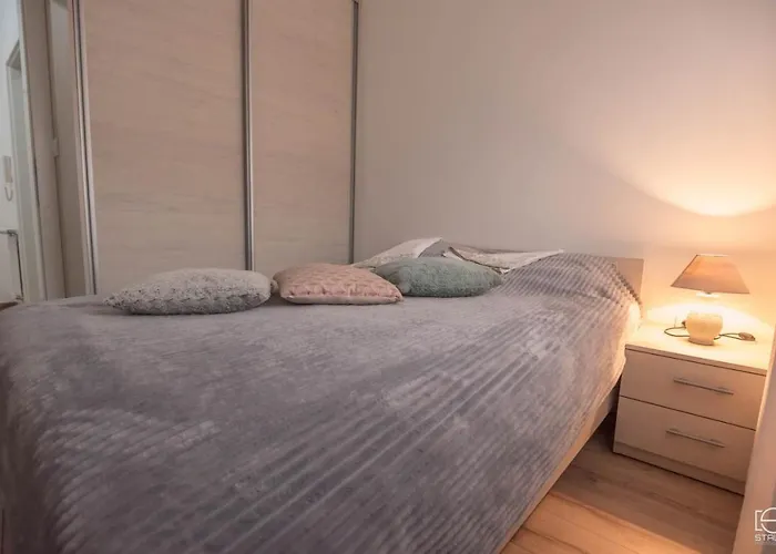 Lena Апартаменты